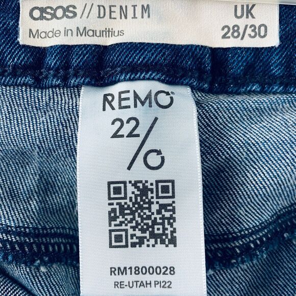 ASOS Denim Women's Jeans 26x27 Skinny Pinstripe Tapered Leg Raw Hems Mom Jeans - Picture 4 of 11